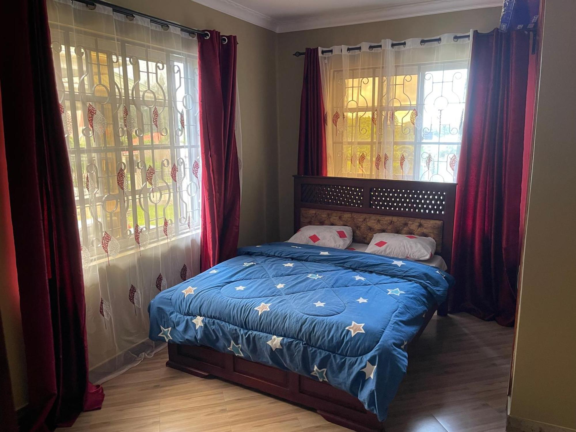 The Golden Suite Apartment 阿鲁沙 外观 照片